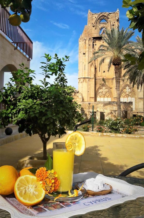 Golden Palms Guest House&Cafe Famagusta  Eksteriør billede